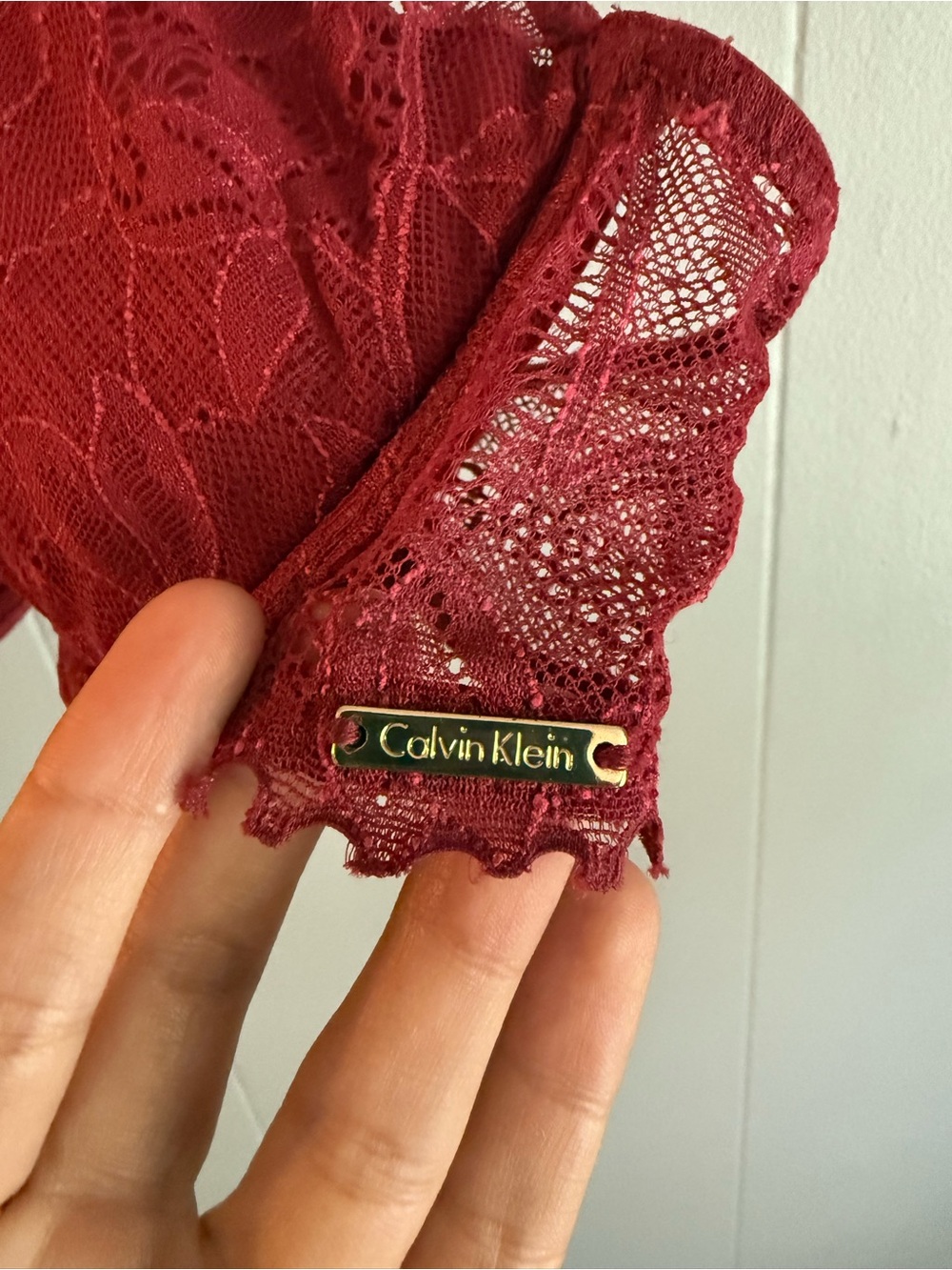 Calvin Klein Deep Red Lace Underwire Bra - Picture 2 of 5